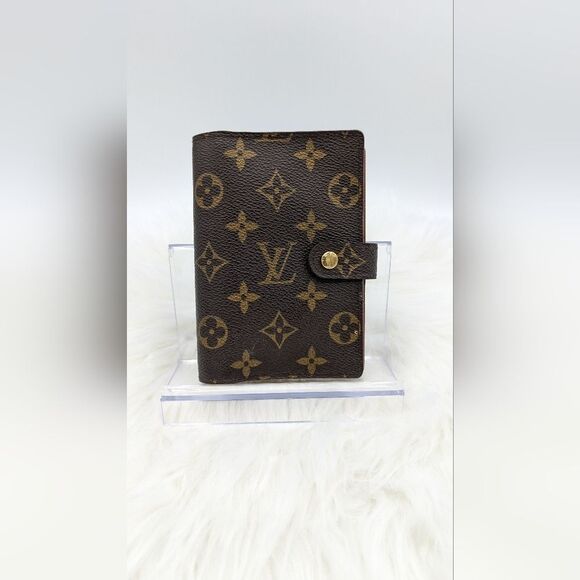 Louis Vuitton Small Ring Agenda  Cover - Picture 1 of 8